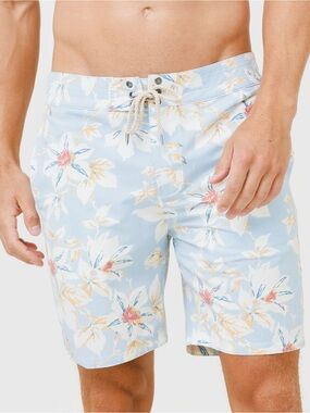 Faherty Brand Mens Classic Boardshort Blue Sky Floral Size 42 Msrp $98